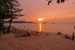 CIMG2284 Pattaza Beach Sunset.JPG